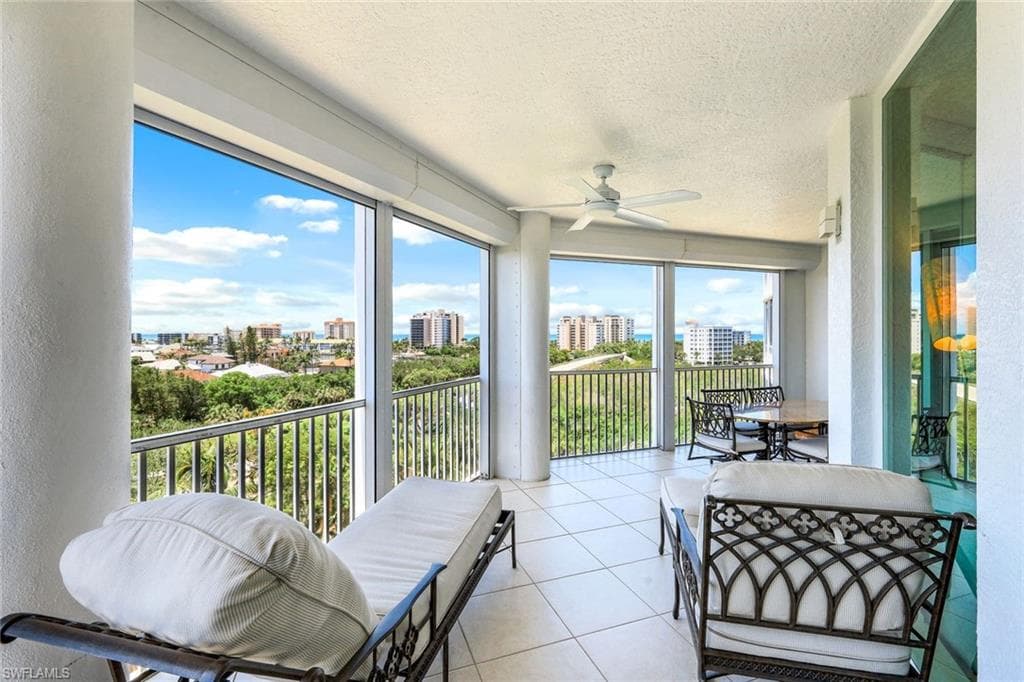 300 Dunes BLVD 602 NAPLES, FL 34110