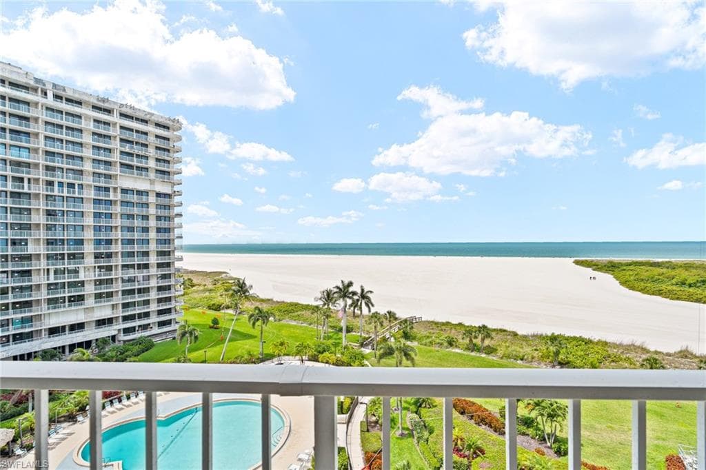 320 Seaview CT 2-805 MARCO ISLAND, FL 34145