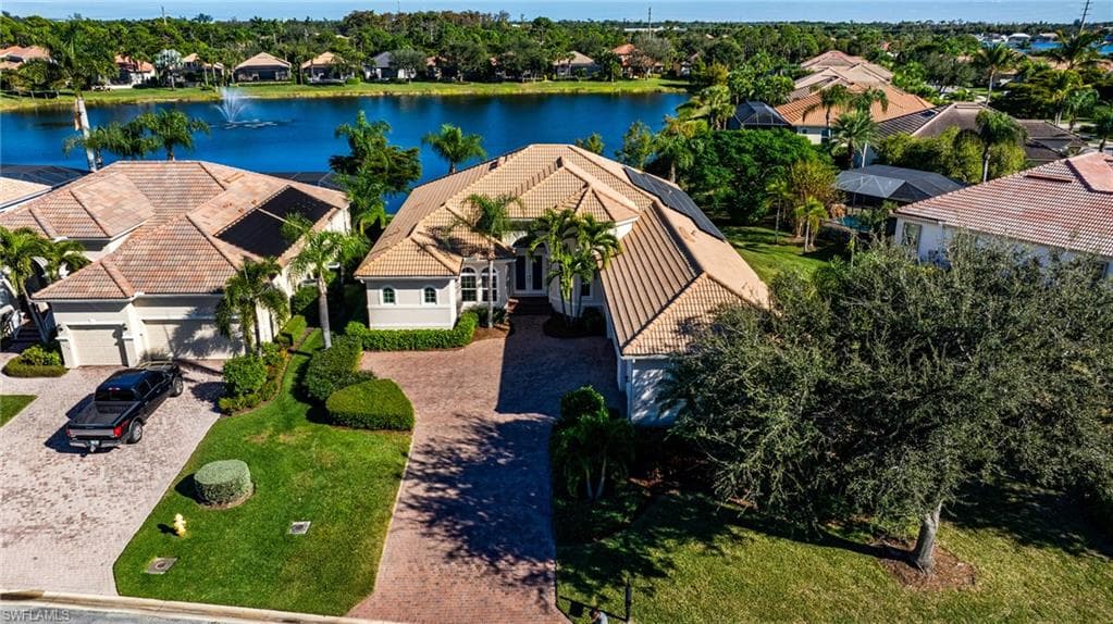 5710 Whispering Willow WAY FORT MYERS, FL 33908