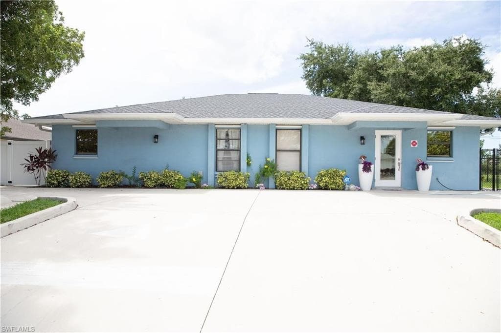 2826 Santa Barbara BLVD CAPE CORAL, FL 33914