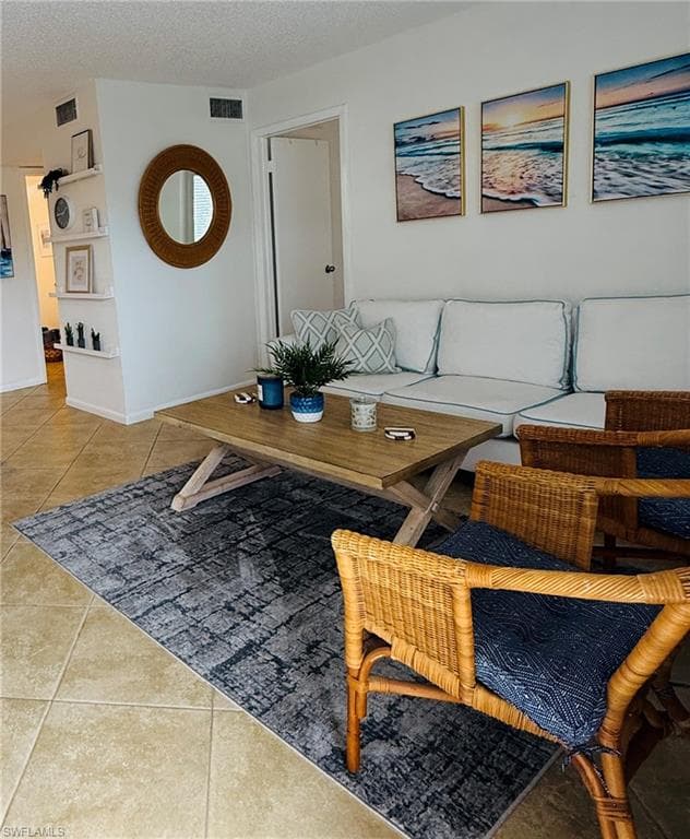 3250 10th ST N C8 NAPLES, FL 34103