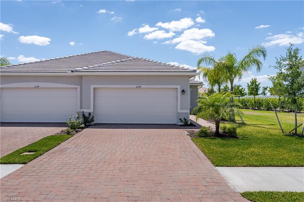 2140 Dragonfruit WAY NAPLES, FL 34120