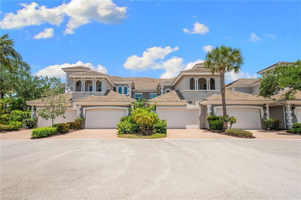 9205 Museo CIR 201 NAPLES, FL 34114