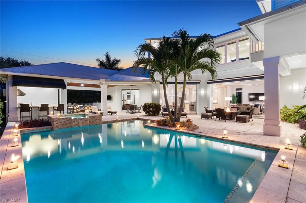 615 Binnacle DR NAPLES, FL 34103