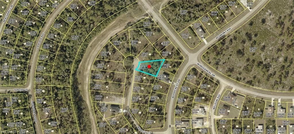 1894 Marcus CT LEHIGH ACRES, FL 33972