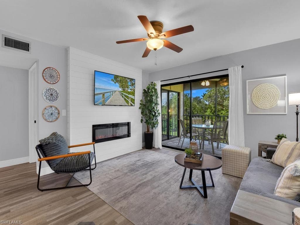 8474 Charter Club CIR 14 FORT MYERS, FL 33919