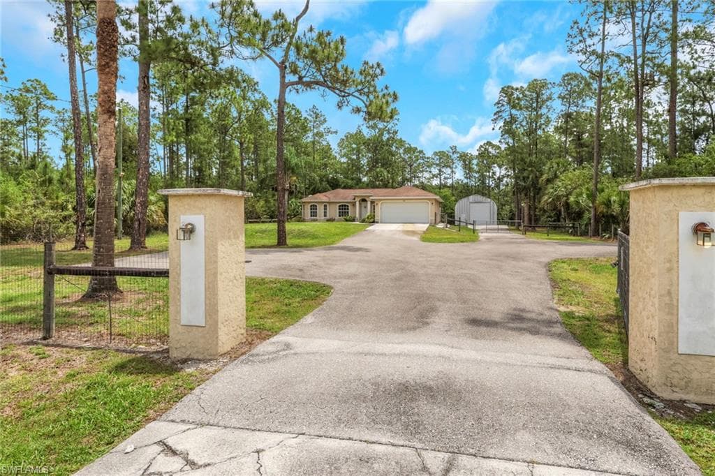 3110 Desoto BLVD S NAPLES, FL 34117