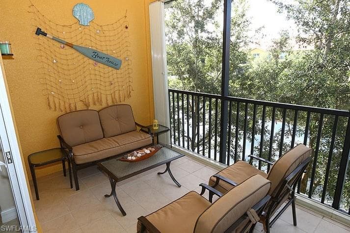 6525 Monterey PT 203 NAPLES, FL 34105