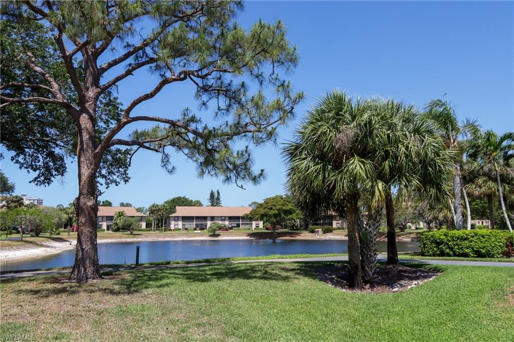 505 Lake Louise CIR 101 NAPLES, FL 34110