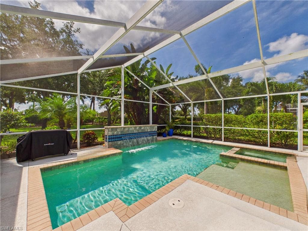 19694 Villa Rosa LOOP ESTERO, FL 33967