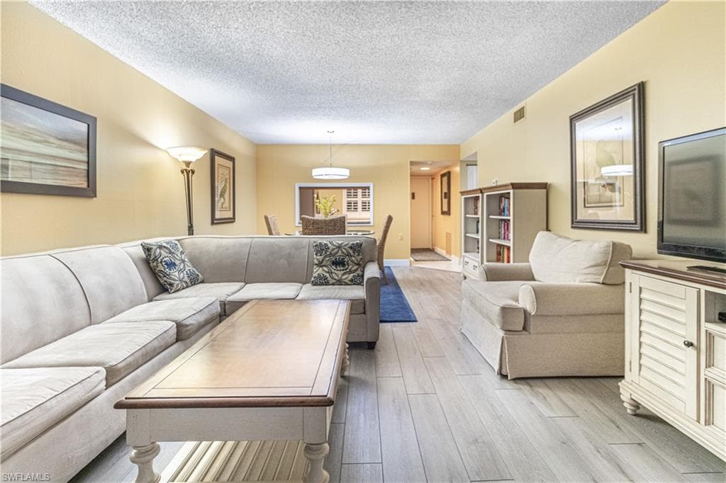 1747 Pebble Beach DR 315 FORT MYERS, FL 33907