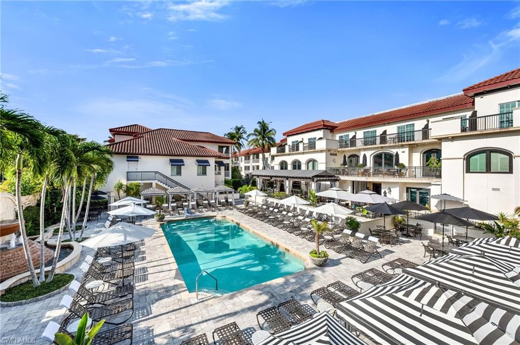 221 9th ST S 123 NAPLES, FL 34102