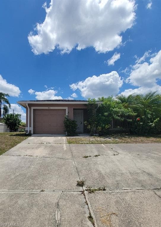 306 Leeland Heights BLVD E LEHIGH ACRES, FL 33936
