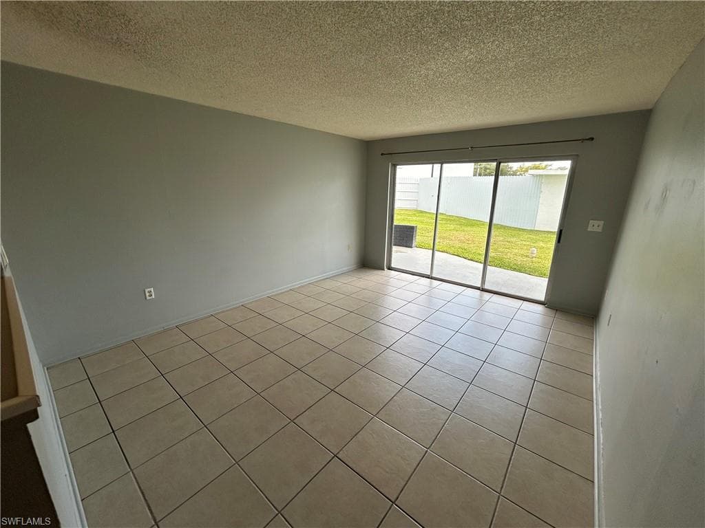 3704 Broadway 101 FORT MYERS, FL 33901