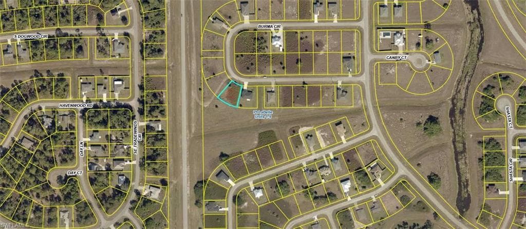 7027 Burma CIR LABELLE, FL 33935