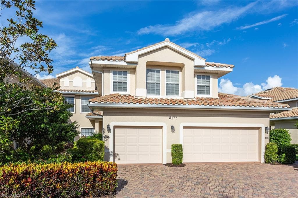 8177 Saratoga DR 1002 NAPLES, FL 34113