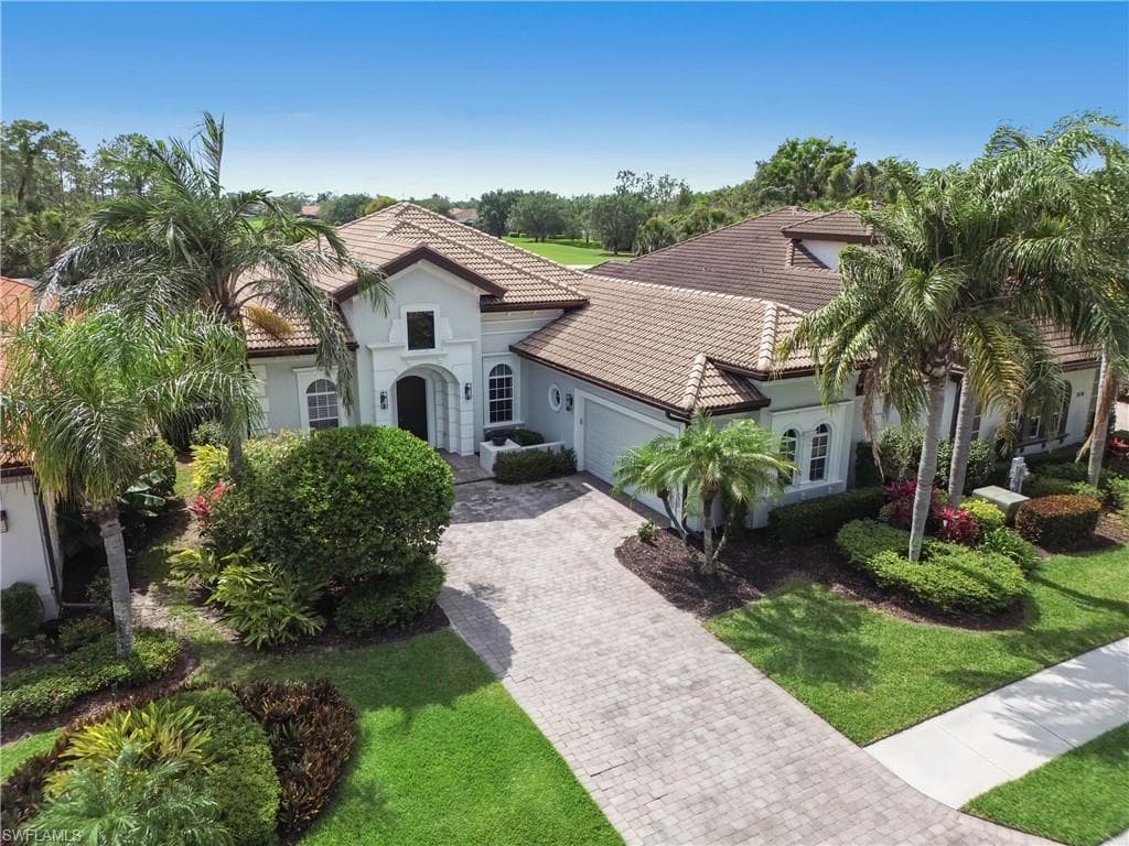 7672 Sussex CT NAPLES, FL 34113