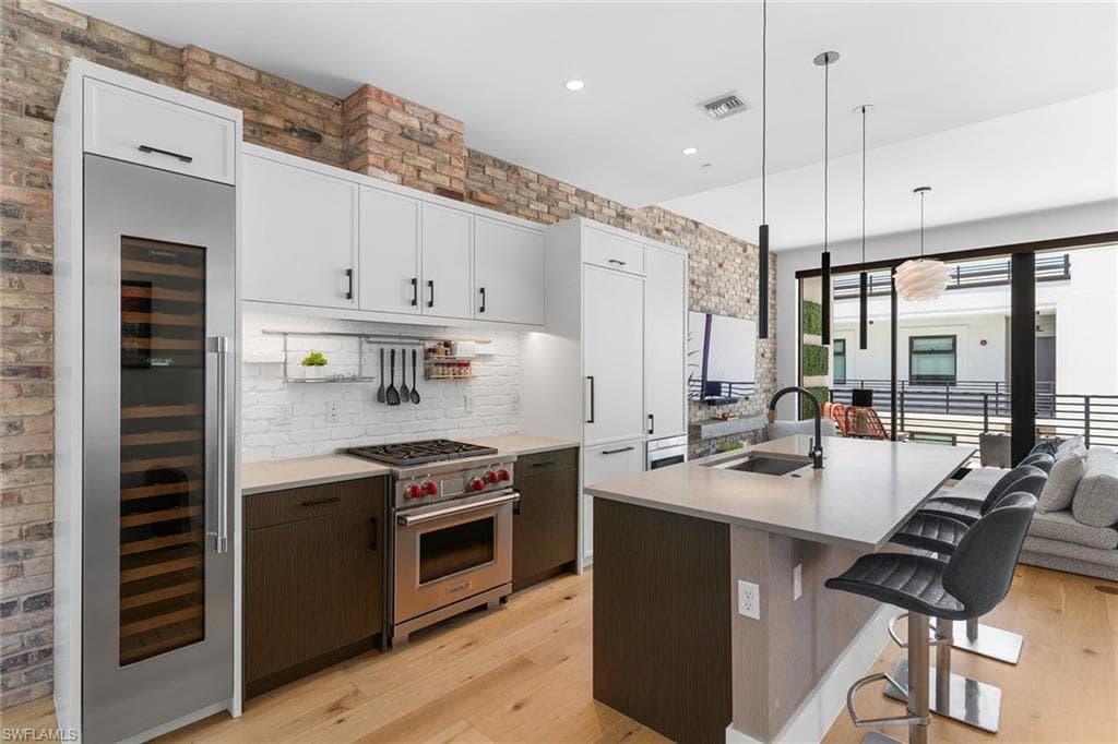 850 Central AVE 311 NAPLES, FL 34102