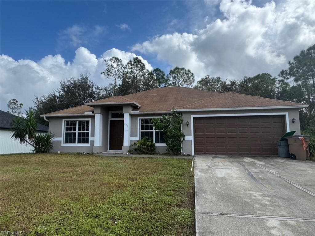 835 Downer AVE S LEHIGH ACRES, FL 33974
