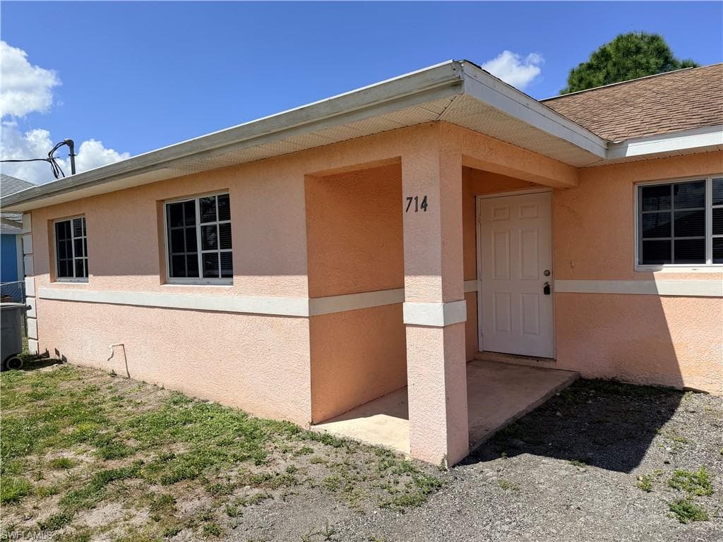 714 Jack AVE S LEHIGH ACRES, FL 33973