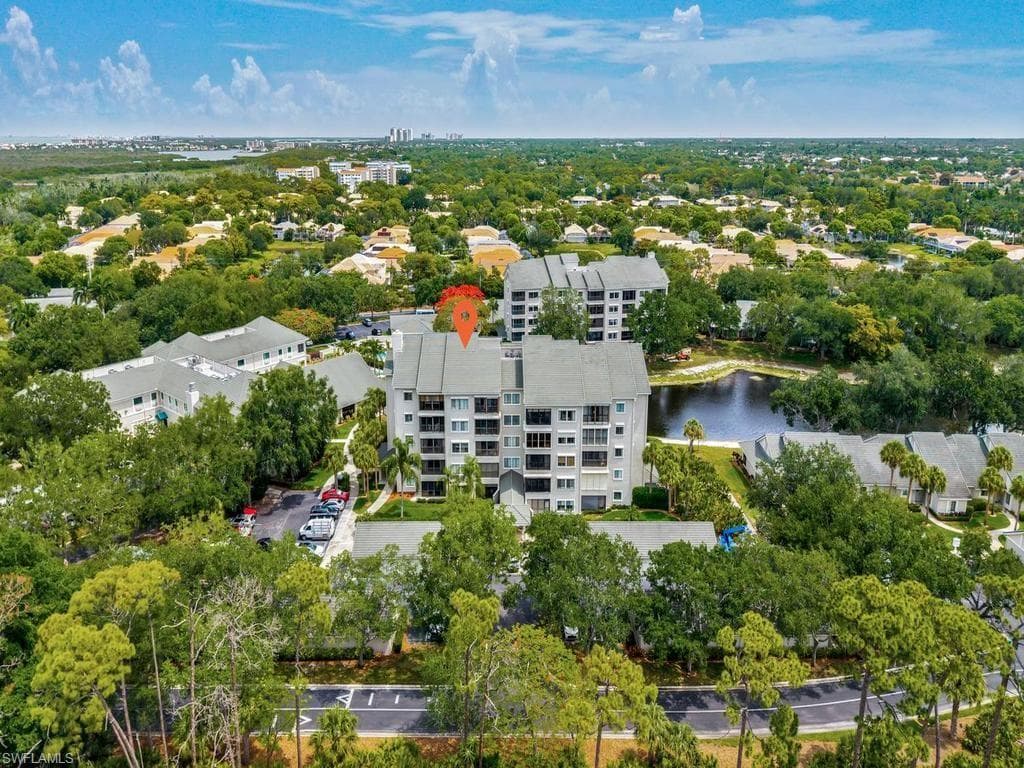 201 Arbor Lake DR 404 NAPLES, FL 34110