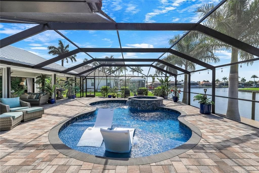 2610 SW 46th TER CAPE CORAL, FL 33914