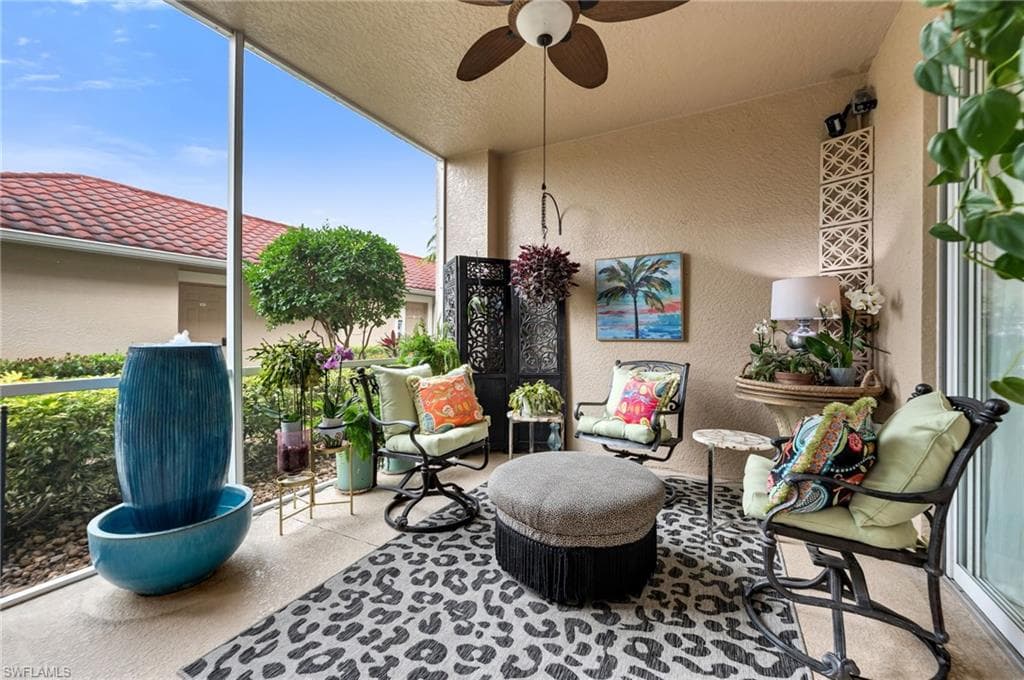 2860 Cypress Trace CIR 1813 NAPLES, FL 34119