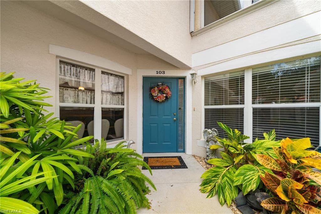 5045 Cedar Springs DR 103 NAPLES, FL 34110