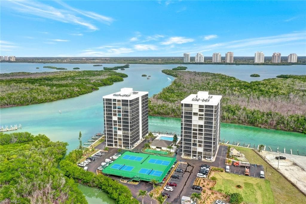 26235 Hickory BLVD 7B BONITA SPRINGS, FL 34134