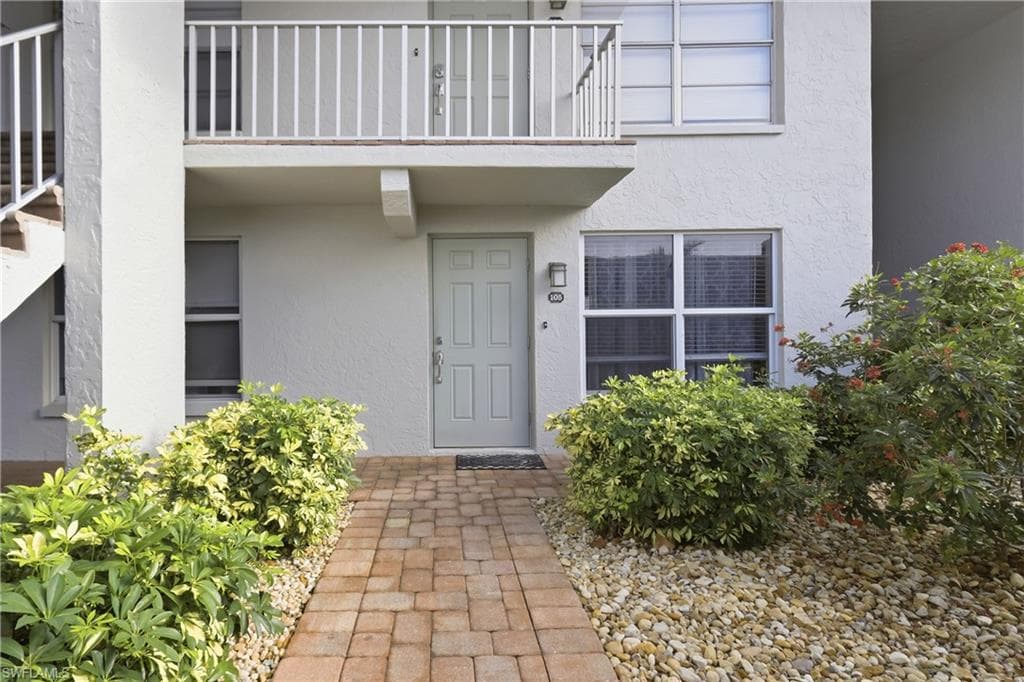 3371 N Key DR 105 NORTH FORT MYERS, FL 33903