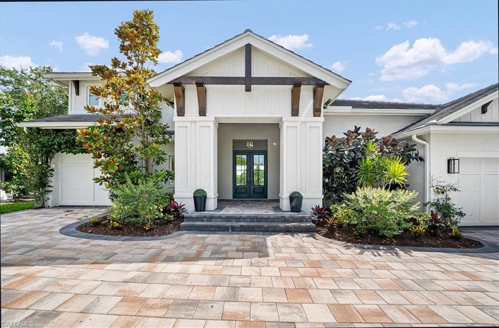 7985 Beaumont CT NAPLES, FL 34109