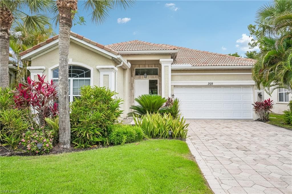 309 Harvard LN NAPLES, FL 34104
