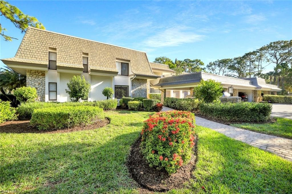 1111 Wildwood LN 1111 NAPLES, FL 34105