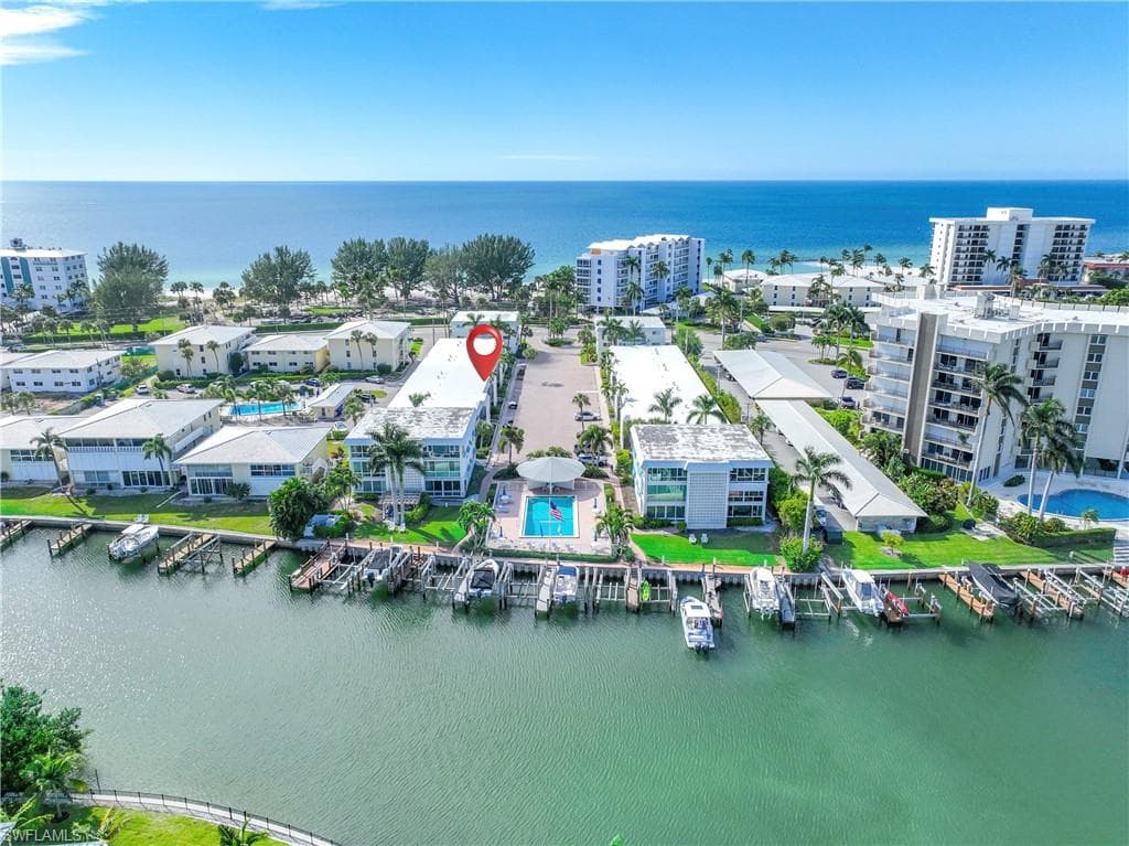 2100 Gulf Shore BLVD N 212 NAPLES, FL 34102