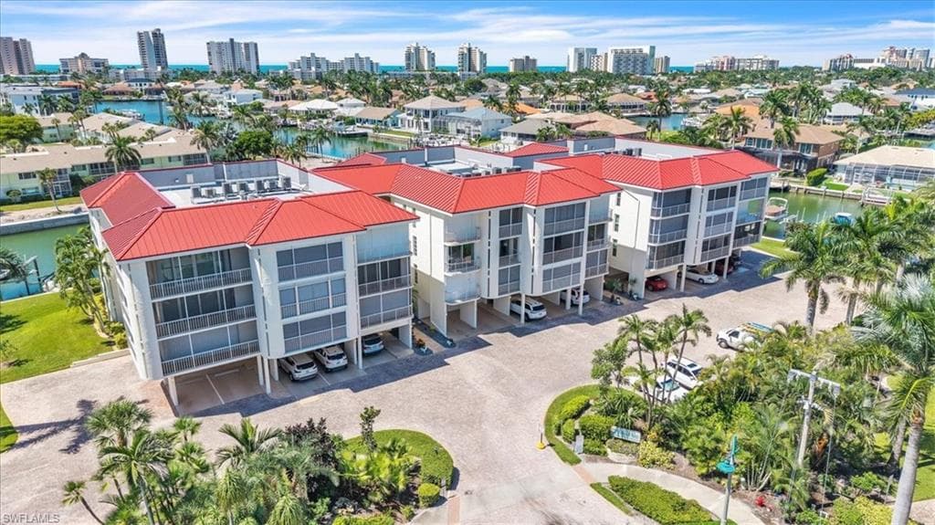 848 Collier CT 304 MARCO ISLAND, FL 34145