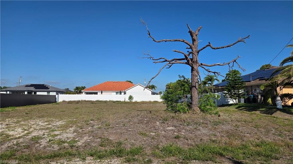 2630 NW 24th PL CAPE CORAL, FL 33993