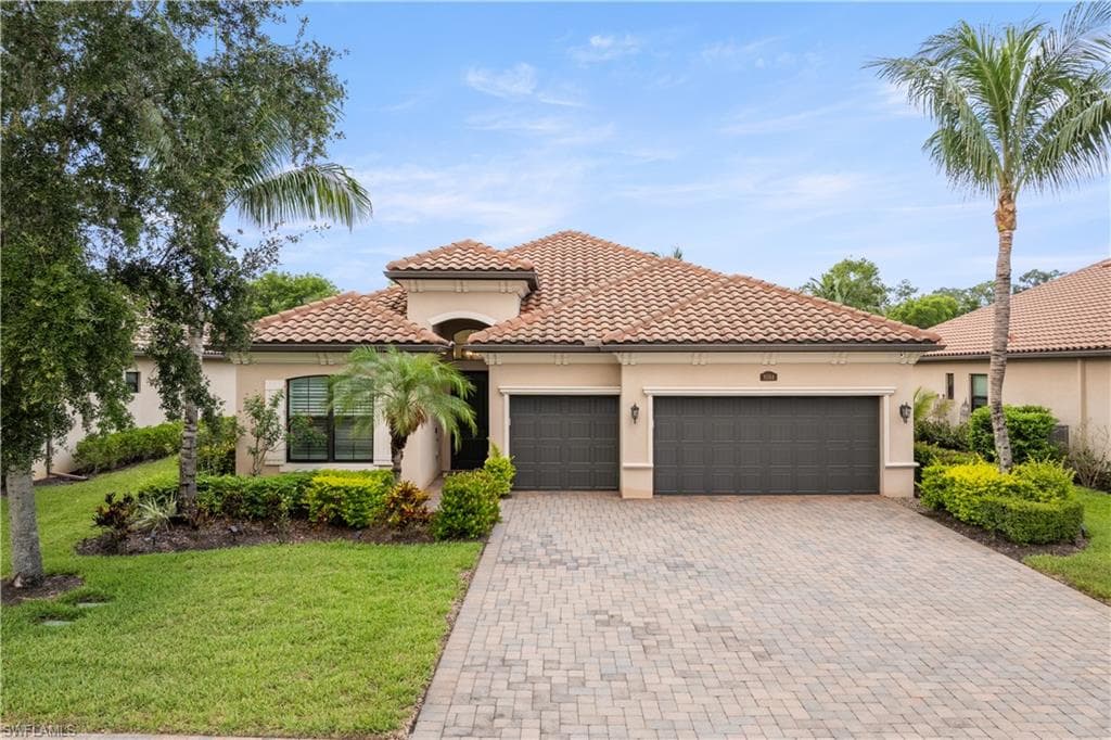 9364 Vercelli CT NAPLES, FL 34113