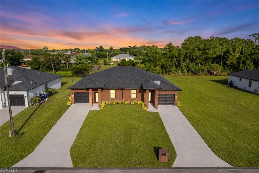 2222 Kenneth AVE S LEHIGH ACRES, FL 33973