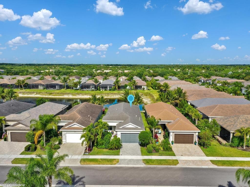 28426 Montecristo LOOP BONITA SPRINGS, FL 34135