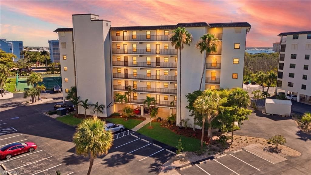 6893 Estero BLVD 423 FORT MYERS BEACH, FL 33931