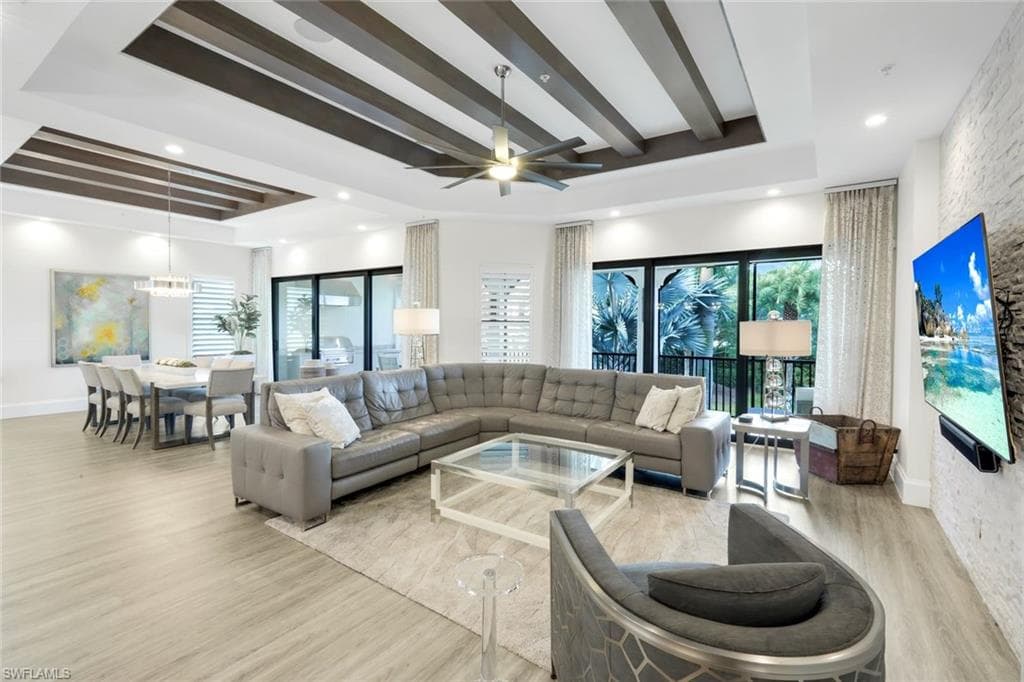16358 Corsica WAY 201 NAPLES, FL 34110