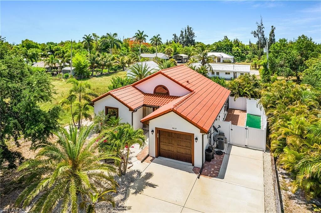 5839 Bonita RD BOKEELIA, FL 33922