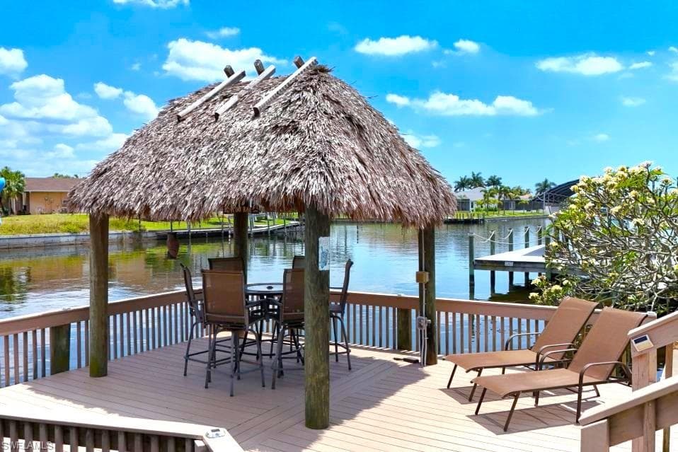 4009 SW 25th CT CAPE CORAL, FL 33914