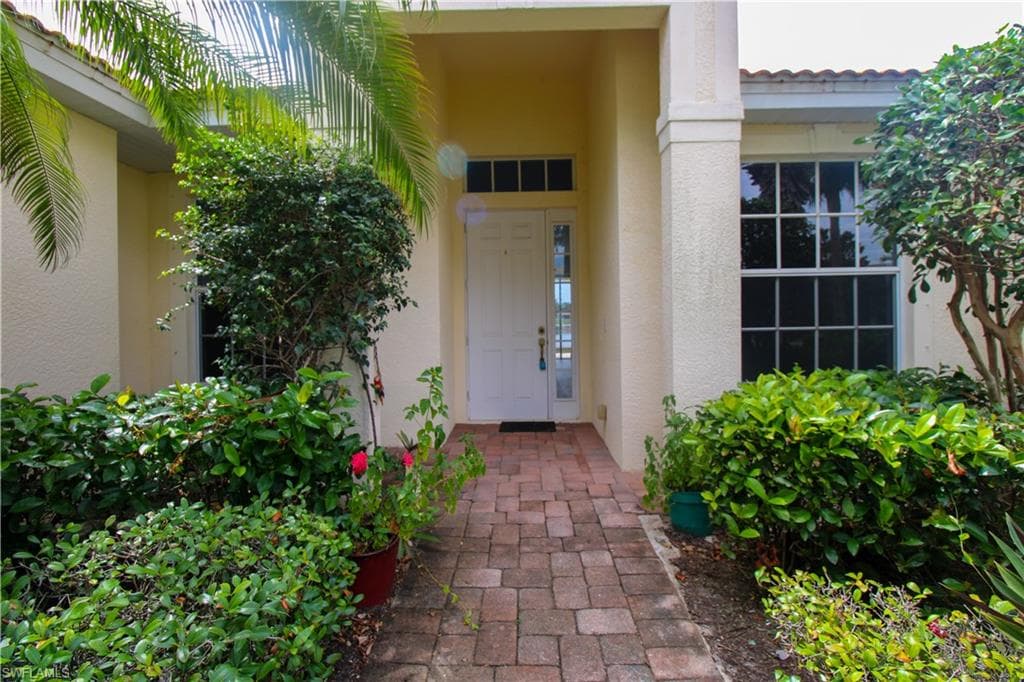 3927 Aurora CT NAPLES, FL 34116