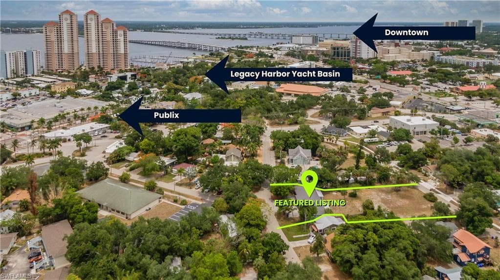 2243/2245 Altamont AVE FORT MYERS, FL 33901