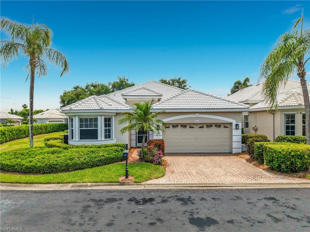 19372 Silver Oak DR ESTERO, FL 33967