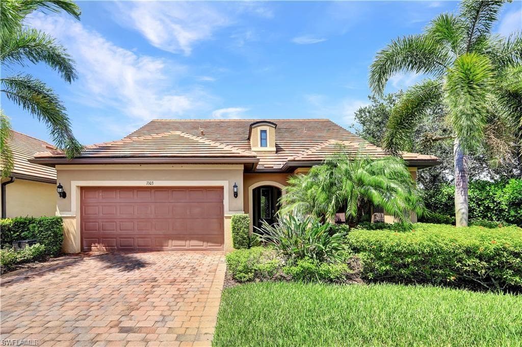 7103 Lily WAY NAPLES, FL 34114