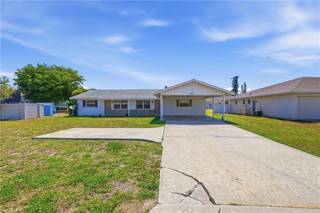 4913 Viceroy ST CAPE CORAL, FL 33904