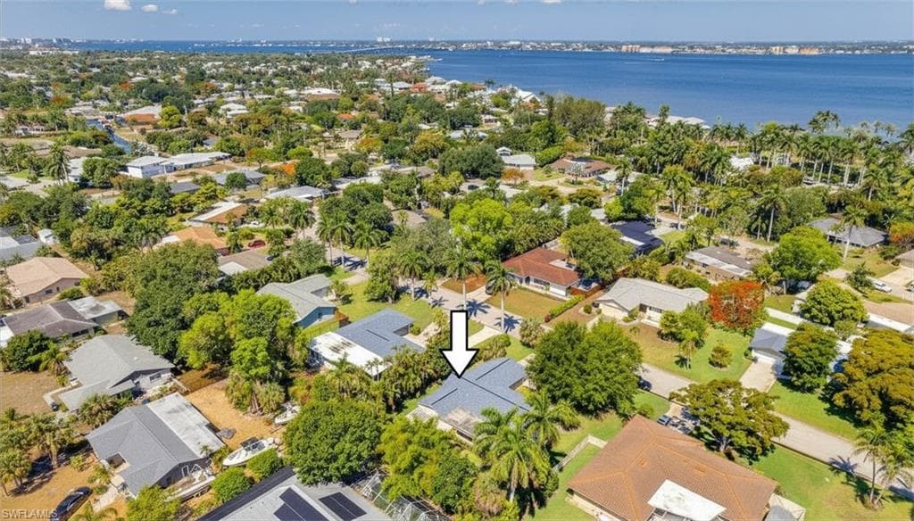 5657 Eichen CIR E FORT MYERS, FL 33919