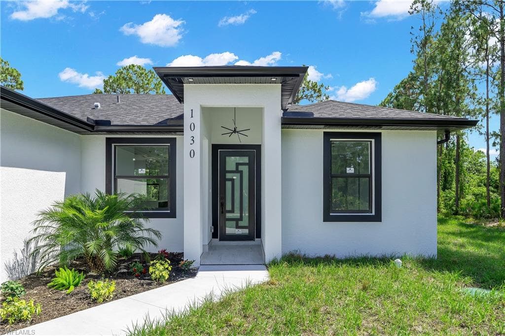 1030 Hunter ST E LEHIGH ACRES, FL 33974